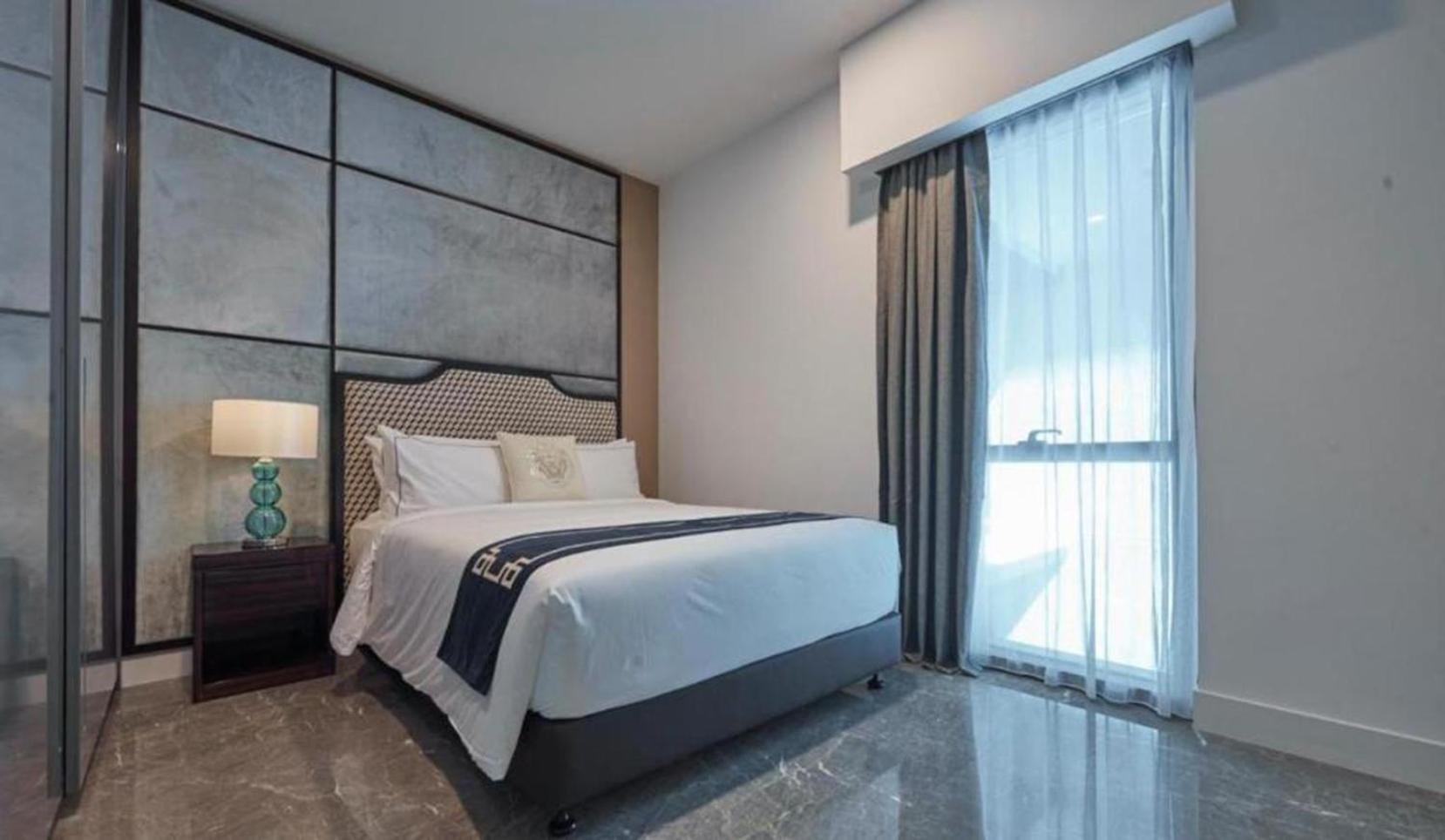 Apartemen The Platinum By Castle